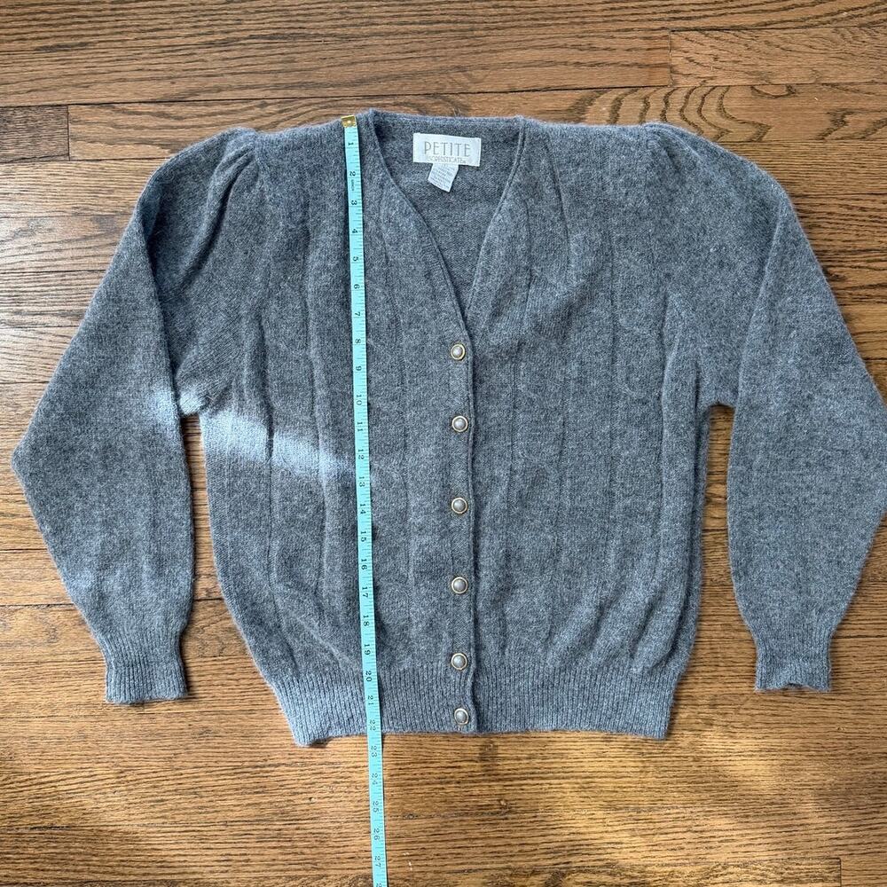 VTG Petite Sophisticate Gray Lambswool Blend Cardigan Size S - Picture 4 of 5